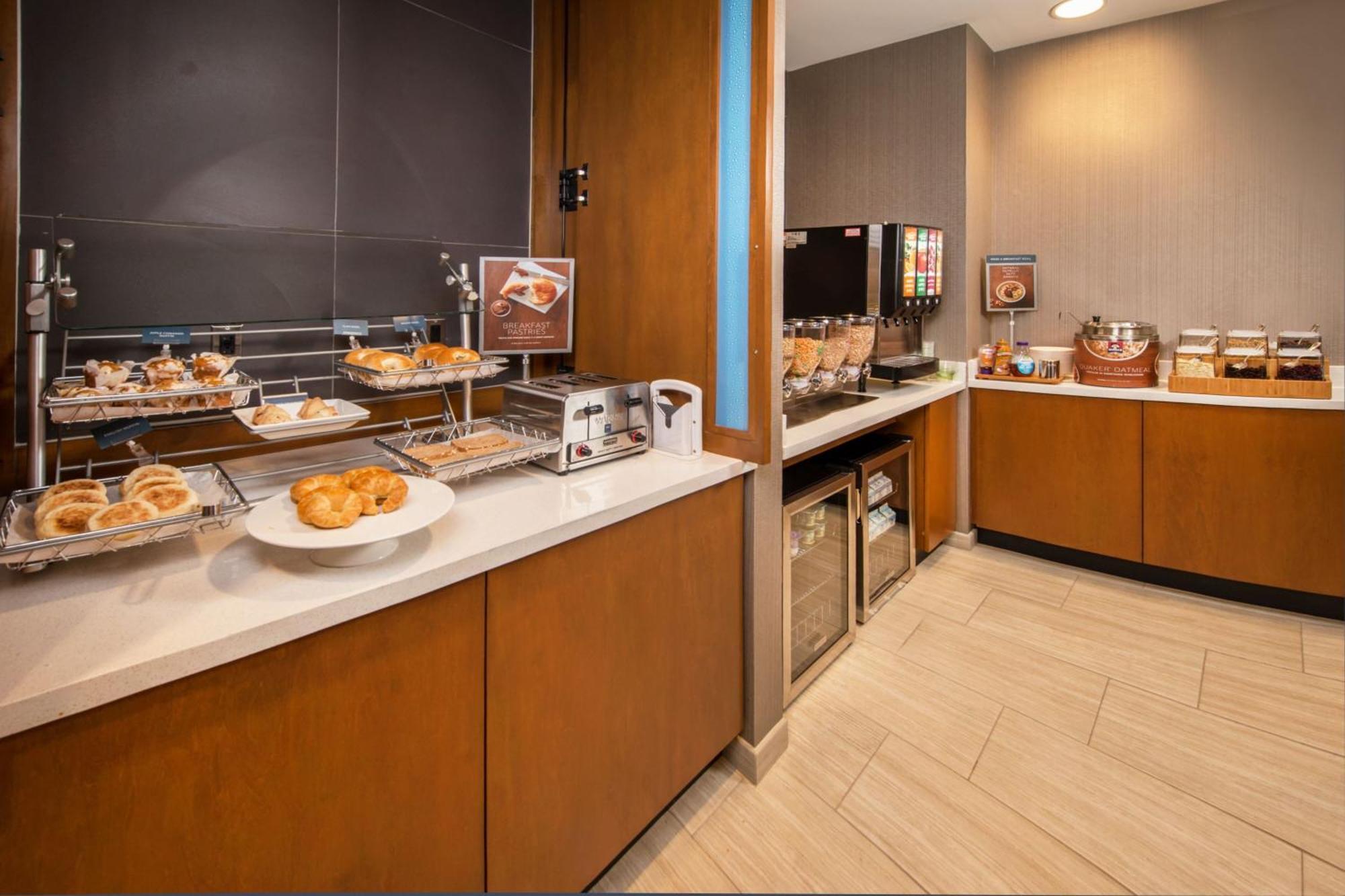 Springhill Suites By Marriott Gainesville Haymarket Exterior foto